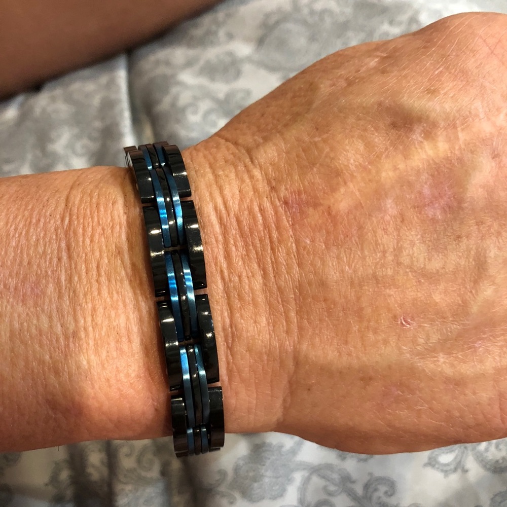 🧢Shaquille O’Neill Titanium Bracelet🧢